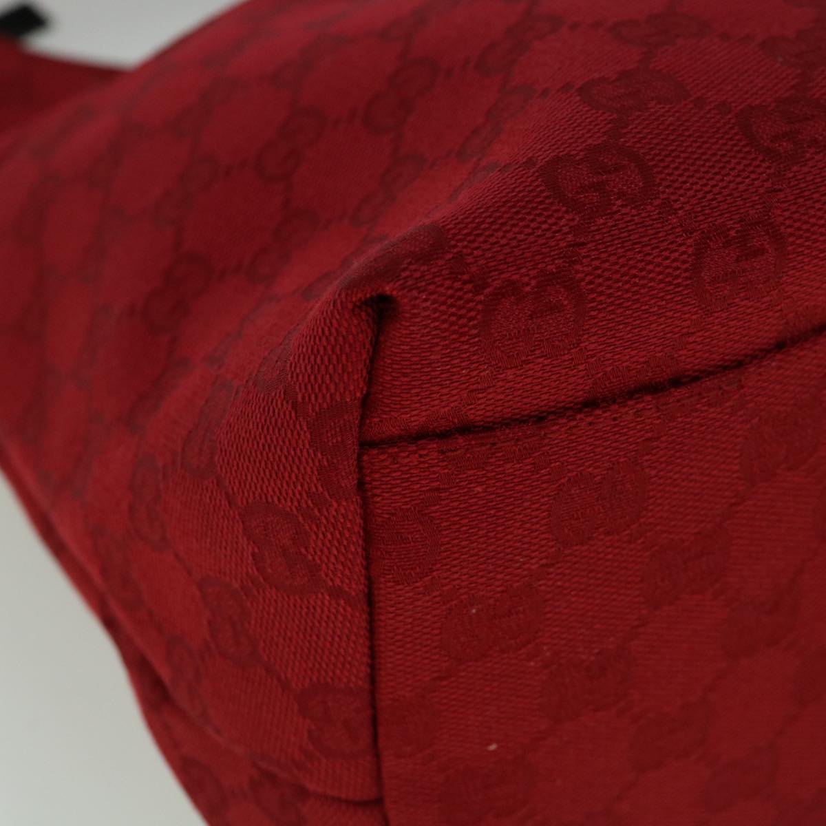 GUCCI GG Canvas Shoulder Bag Red 001 3380 002058 60384