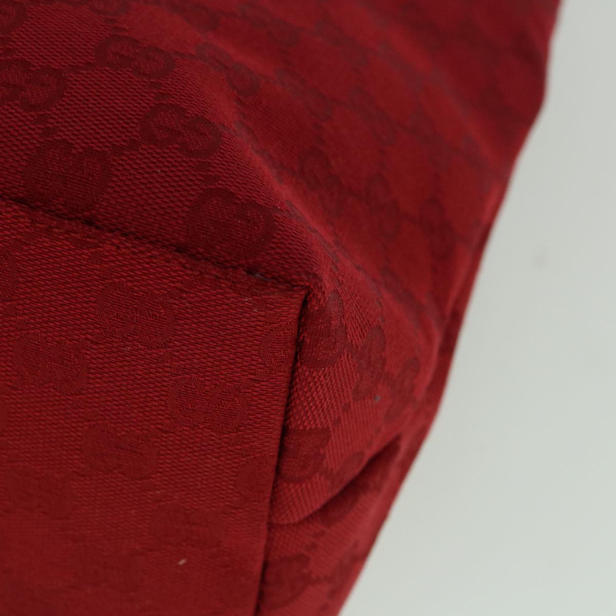 GUCCI GG Canvas Shoulder Bag Red 001 3380 002058 60384