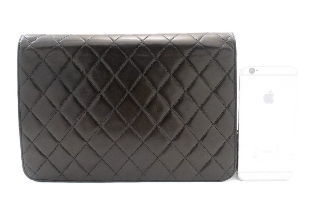 CHANEL Chain Shoulder Bag Clutch Black Quilted Flap Lambskin Purse k36