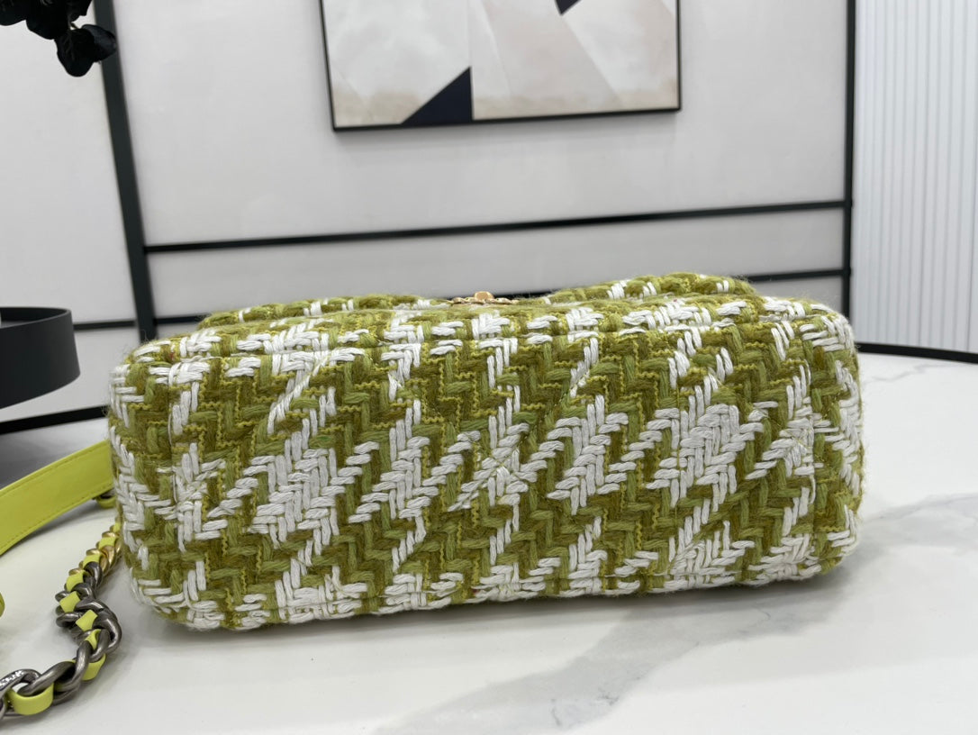 CHL 19 Large Handbag Gold Hardware Green For Women, Women’s Handbags, Shoulder Bags 11.8in/30cm