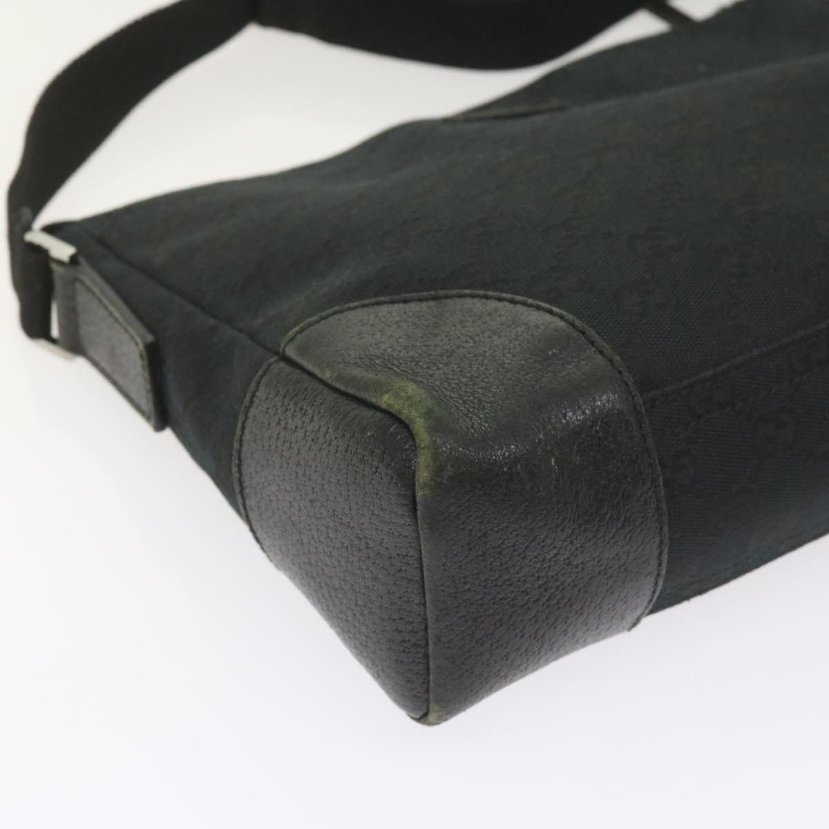 GUCCI GG Canvas Shoulder Bag Black 114273 60584