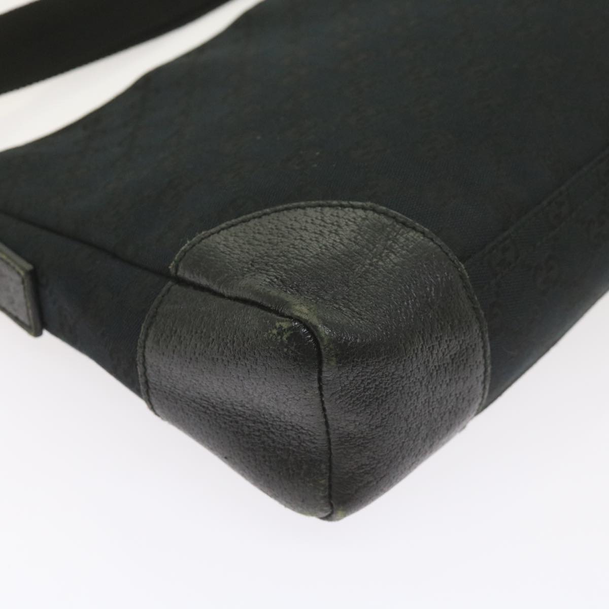 GUCCI GG Canvas Shoulder Bag Black 114273 60584