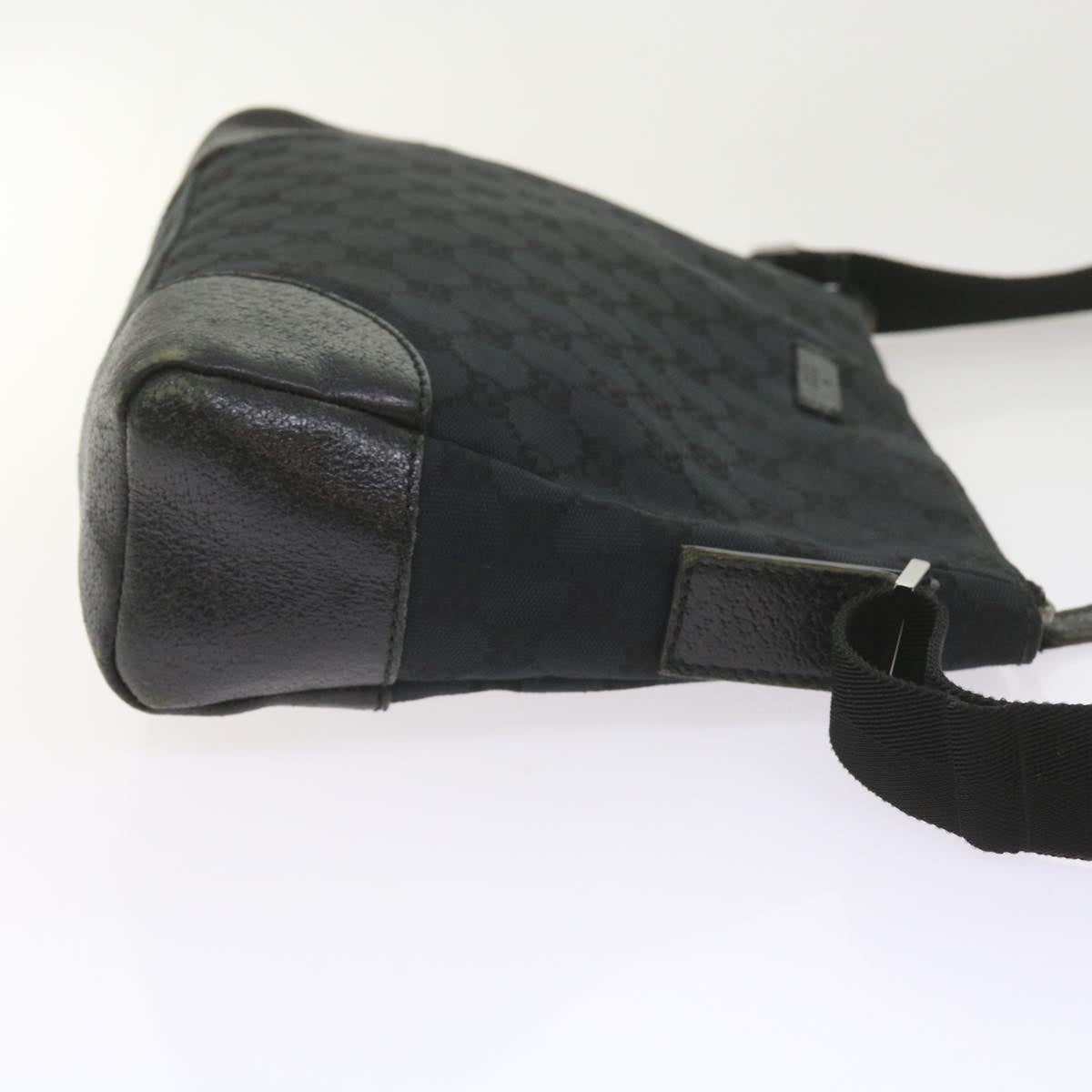 GUCCI GG Canvas Shoulder Bag Black 114273 60584