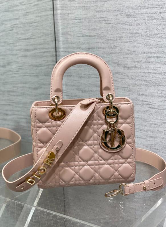 SAMCC - DOR Bags - 085