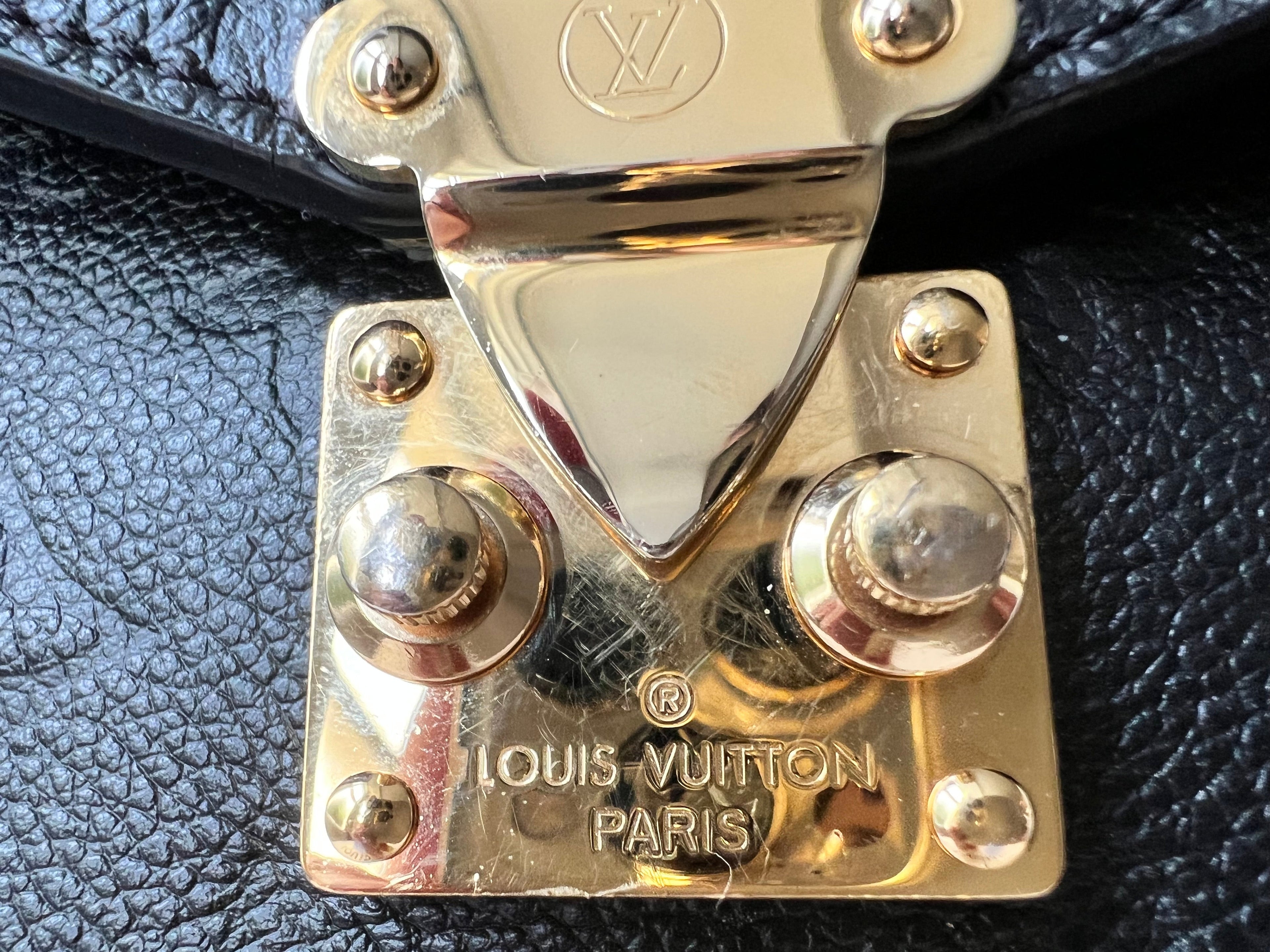 Louis Vuitton Pochette Metis Black Empreinte (RRP £2,110)