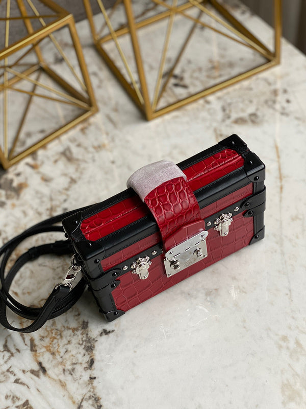 LOV2 Bags - Luxurious Bags  1668
