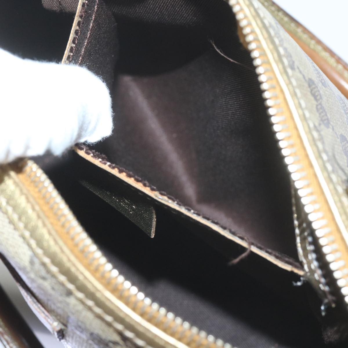 GUCCI GG Crystal Hand Bag Gold 193604 60877