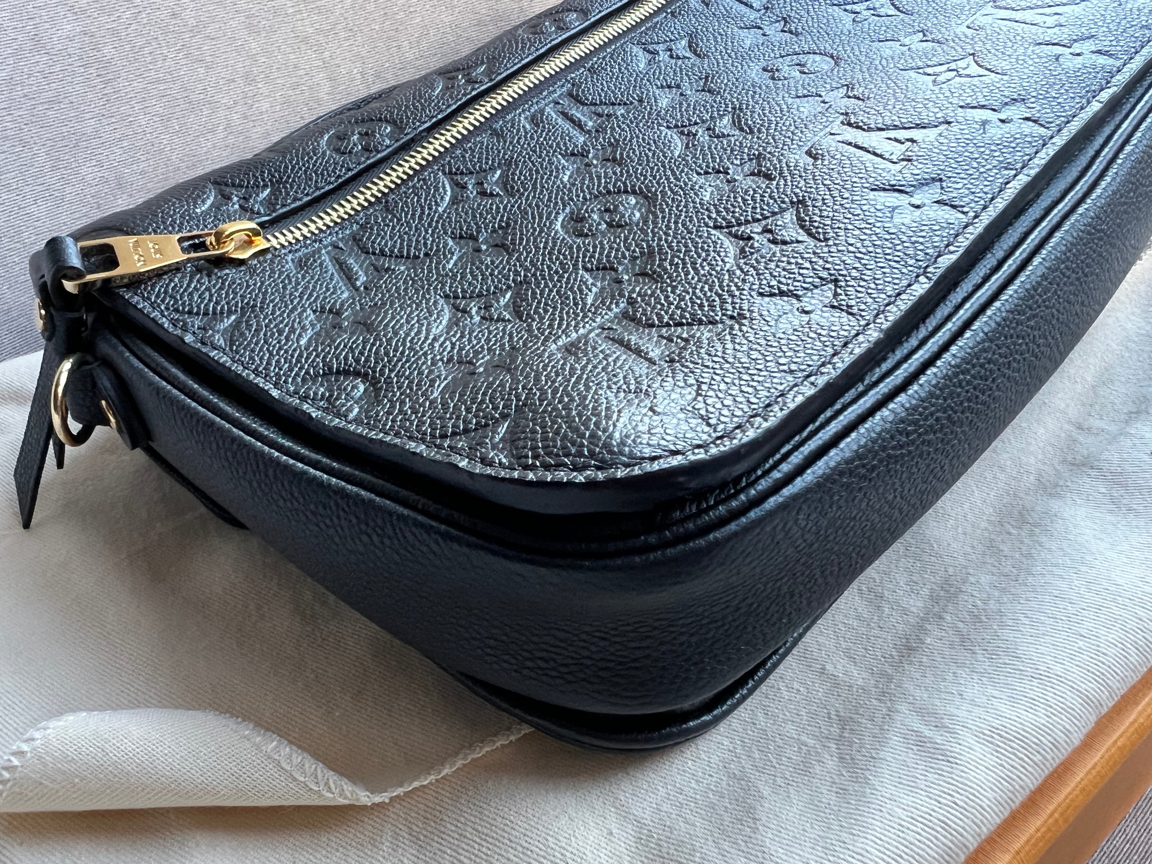 Louis Vuitton Pochette Metis Black Empreinte (RRP £2,110)