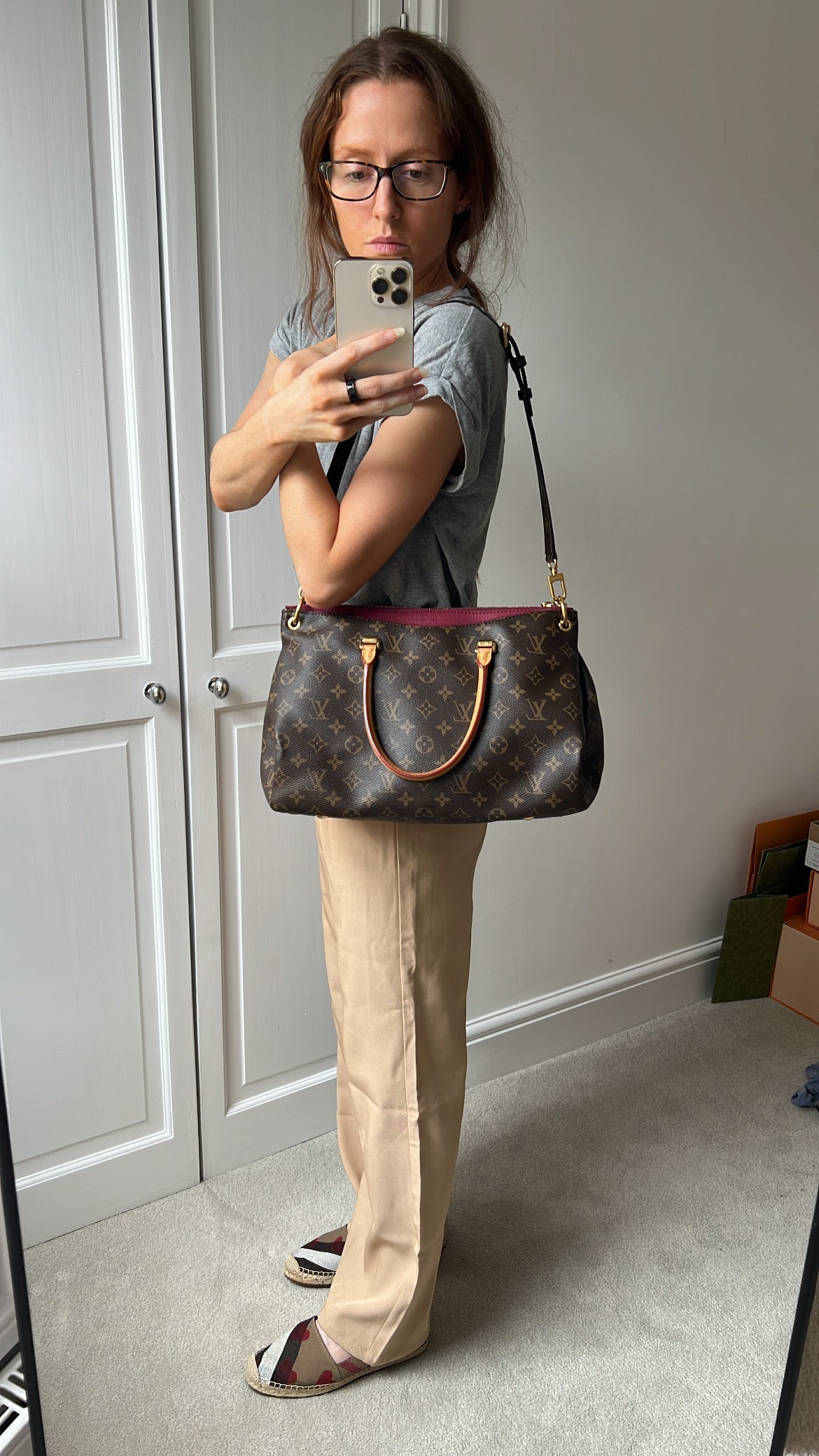Louis Vuitton Pallas Tote in Monogram and Fuchsia (RRP £1960)