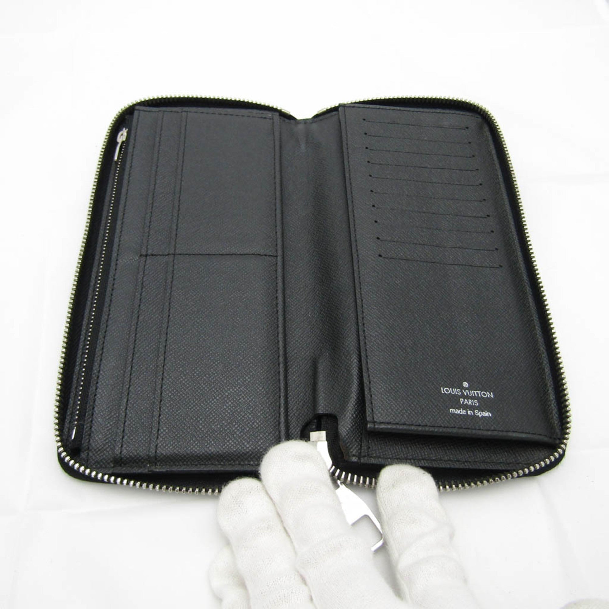 Louis Vuitton Zippy  Leather Wallet  ()