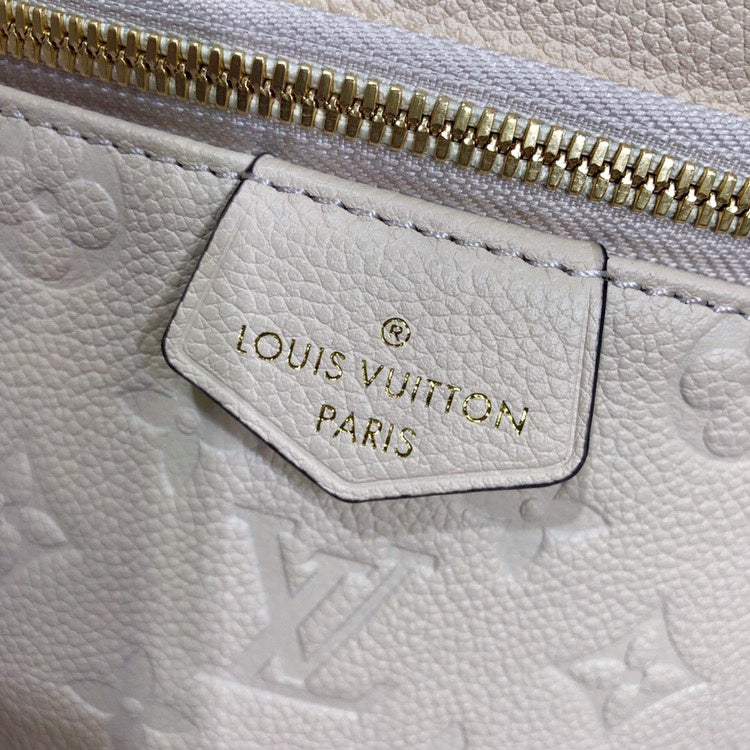 LOV2 Bags - Luxurious Bags  1951