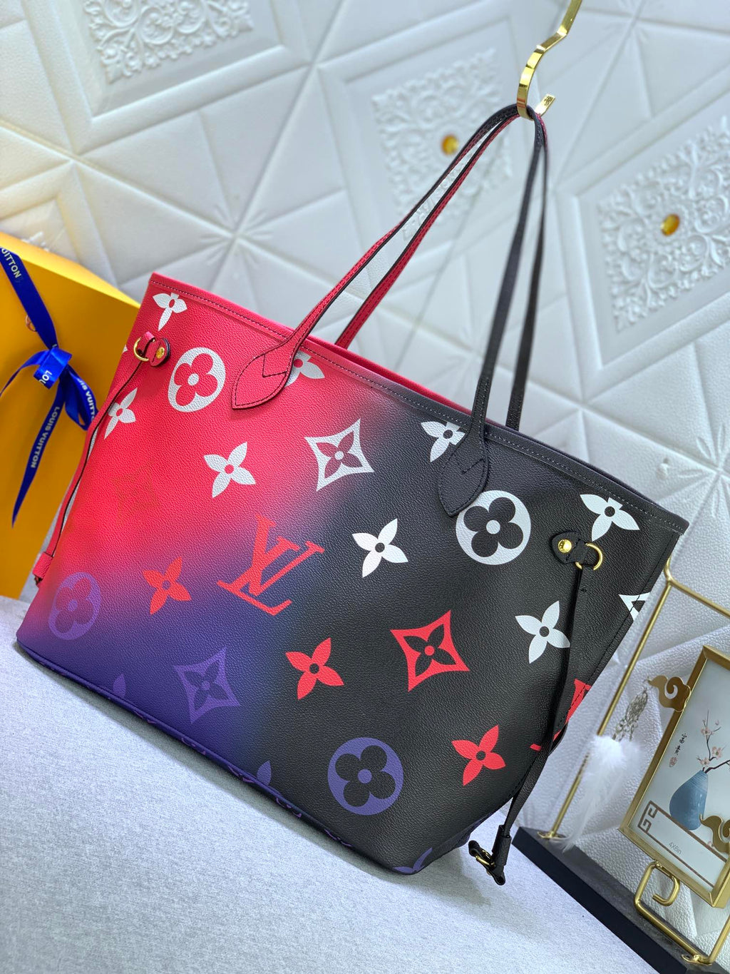 EN - New Bag LUV 649