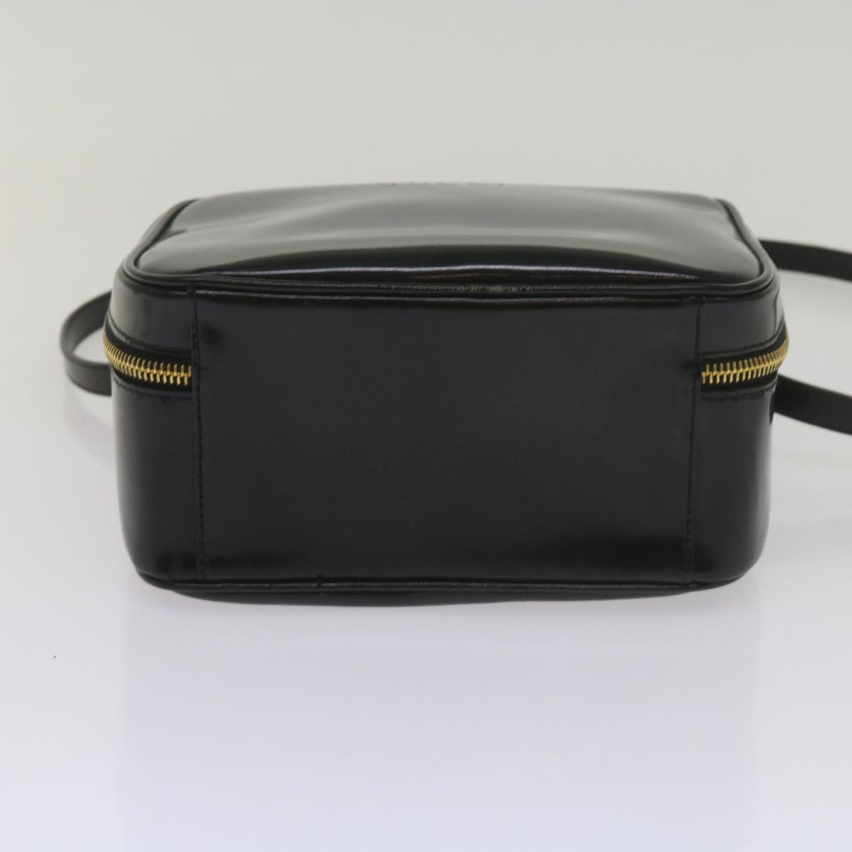 GUCCI Bamboo Vanity Cosmetic Pouch Patent leather Black 000 2040 0323 61015