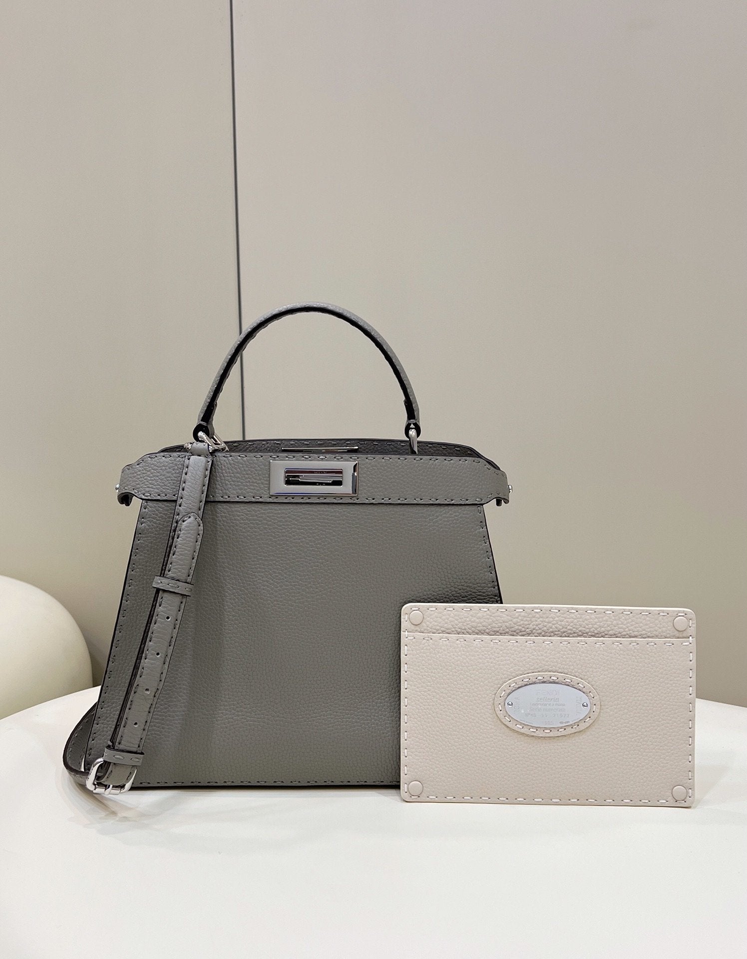 FI GlamI ISeeU MeGLAMIum Gray For Women, Handbags, Shoulder Bags 13.1in/33.5cm FF