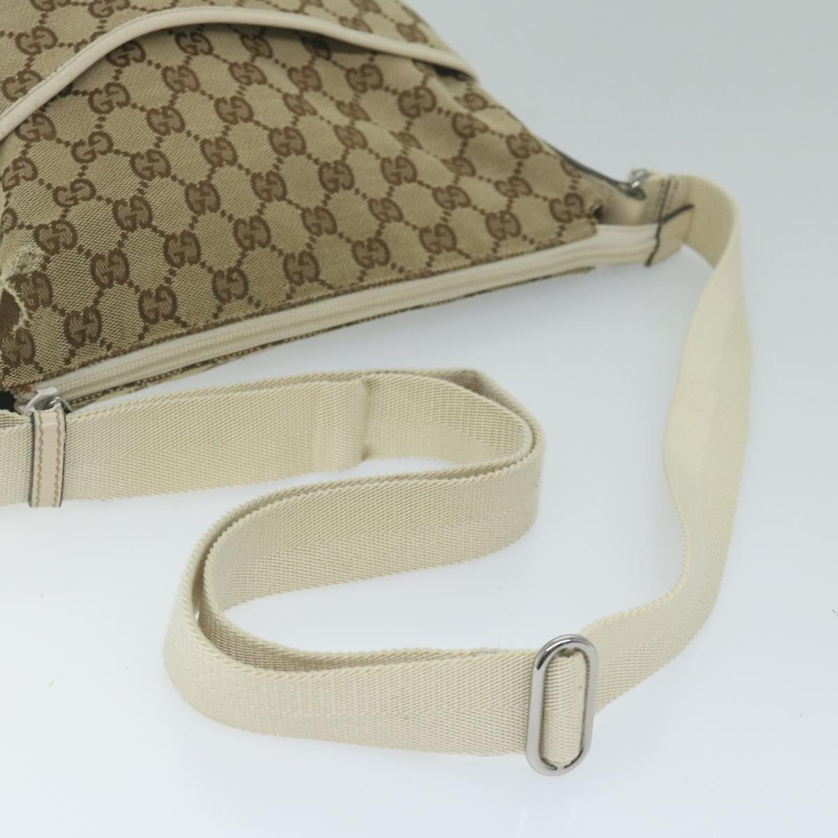 GUCCI GG Canvas Shoulder Bag Beige 145857 61246