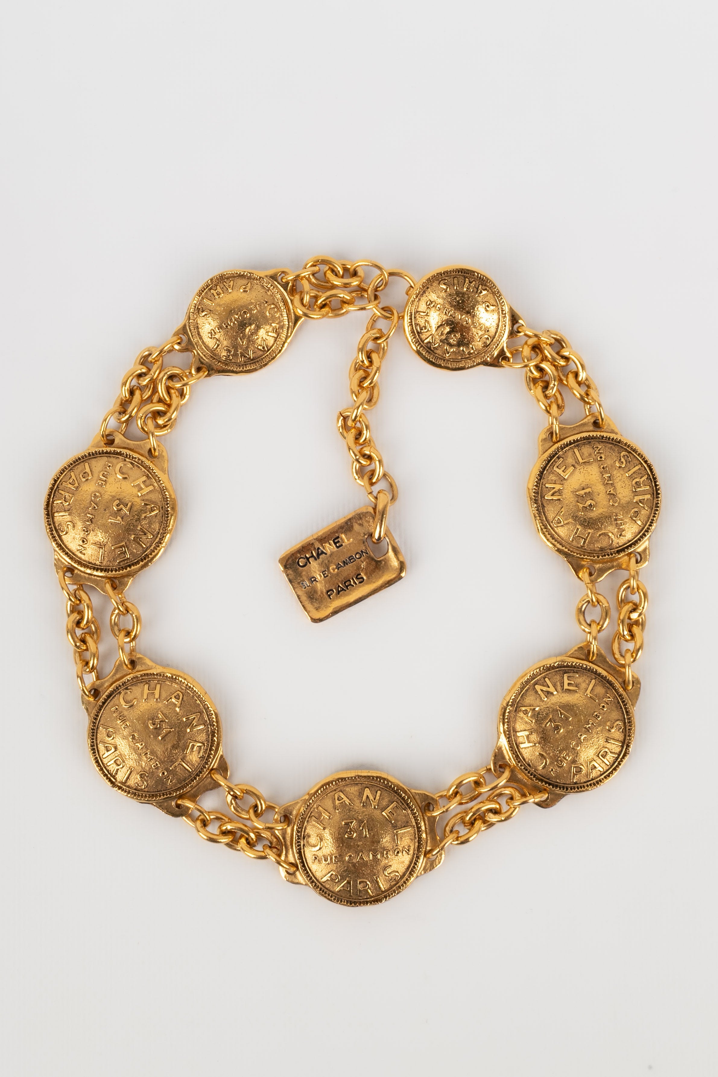 Collier court en mÃƒÆ’Ã‚Â©tal dorÃƒÆ’Ã‚Â© Chanel