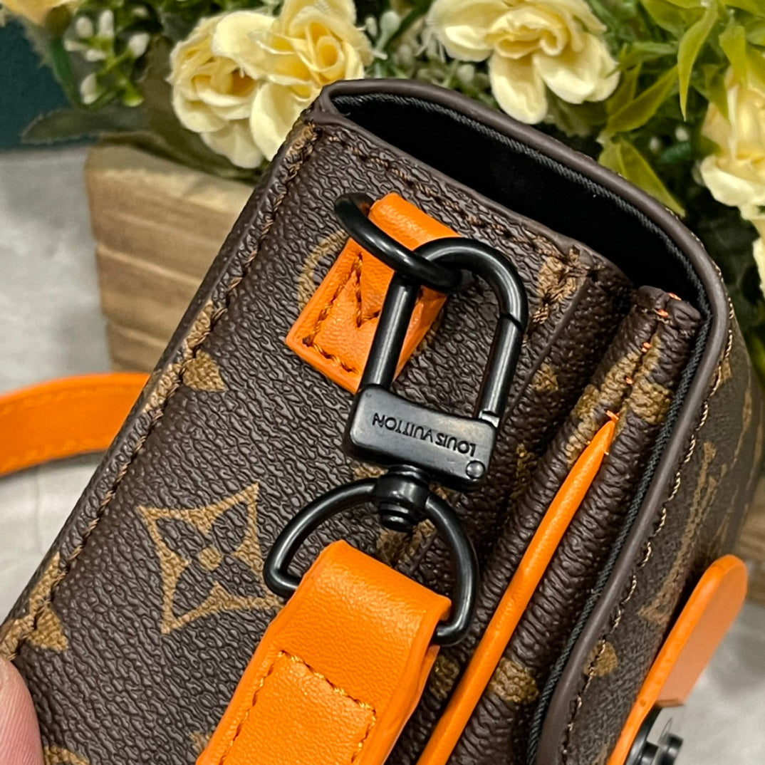 EN - Luxury Bags LUV 805