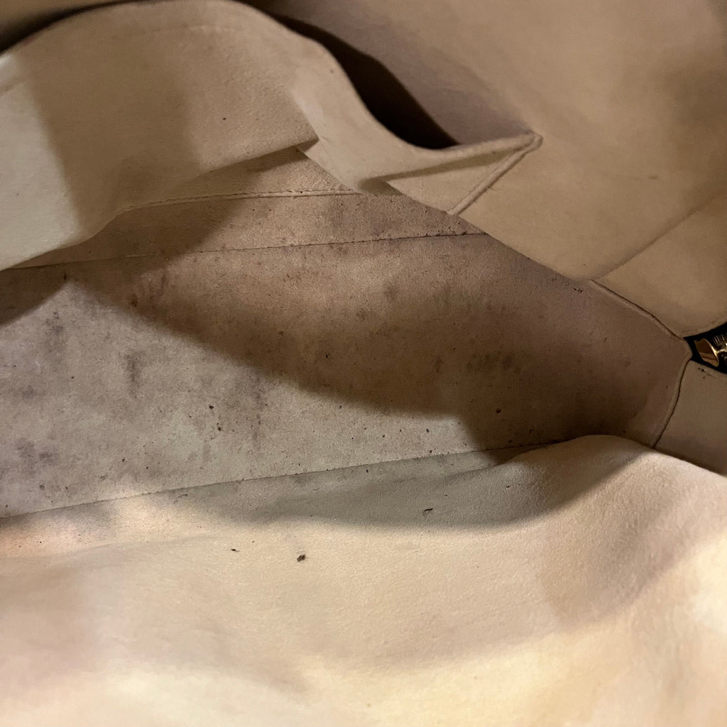 LOUIS VUITTON Monogram Canvas Manhattan GM Bag