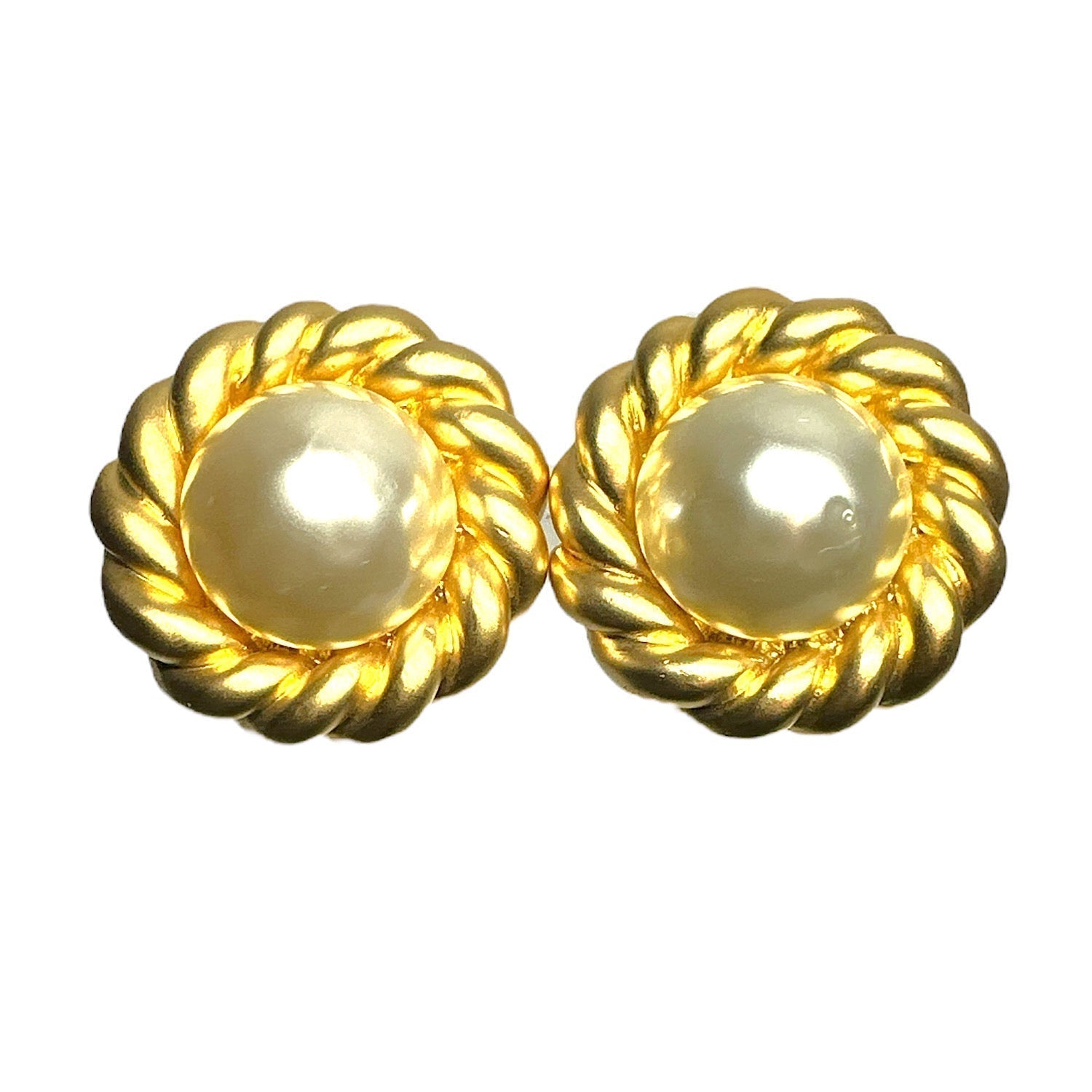 Vintage Chanel Mabe Pearl Earrings
