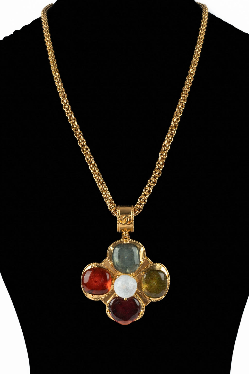 Collier pendentif Chanel 1997