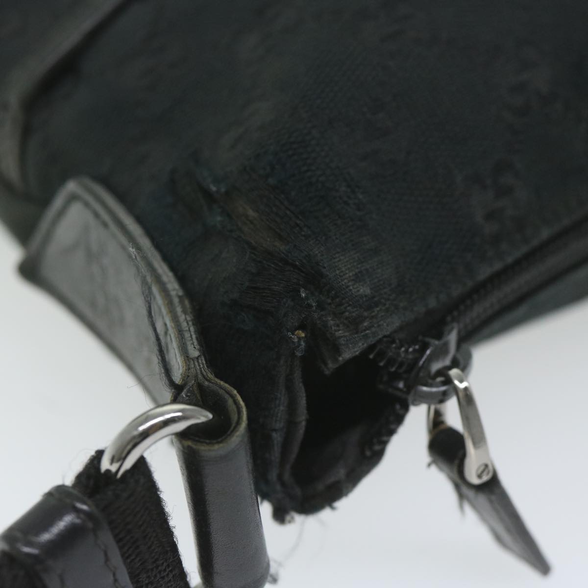 GUCCI GG Canvas Shoulder Bag Black 145857 61849
