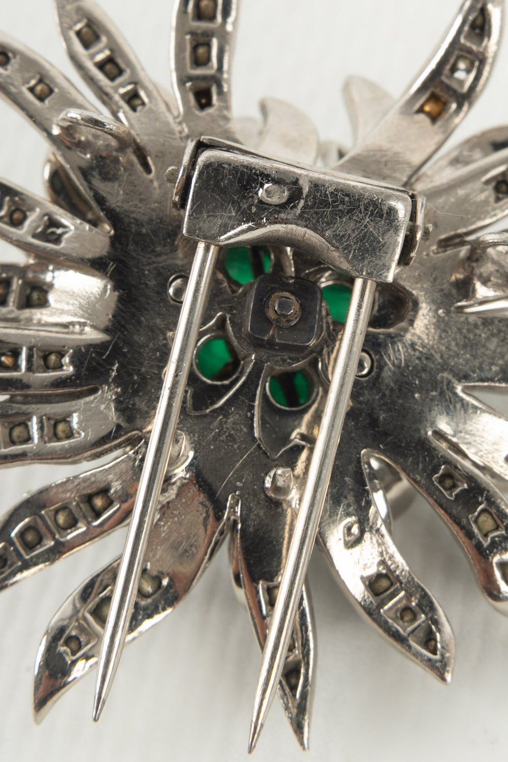 Broche Gripoix pour Chanel