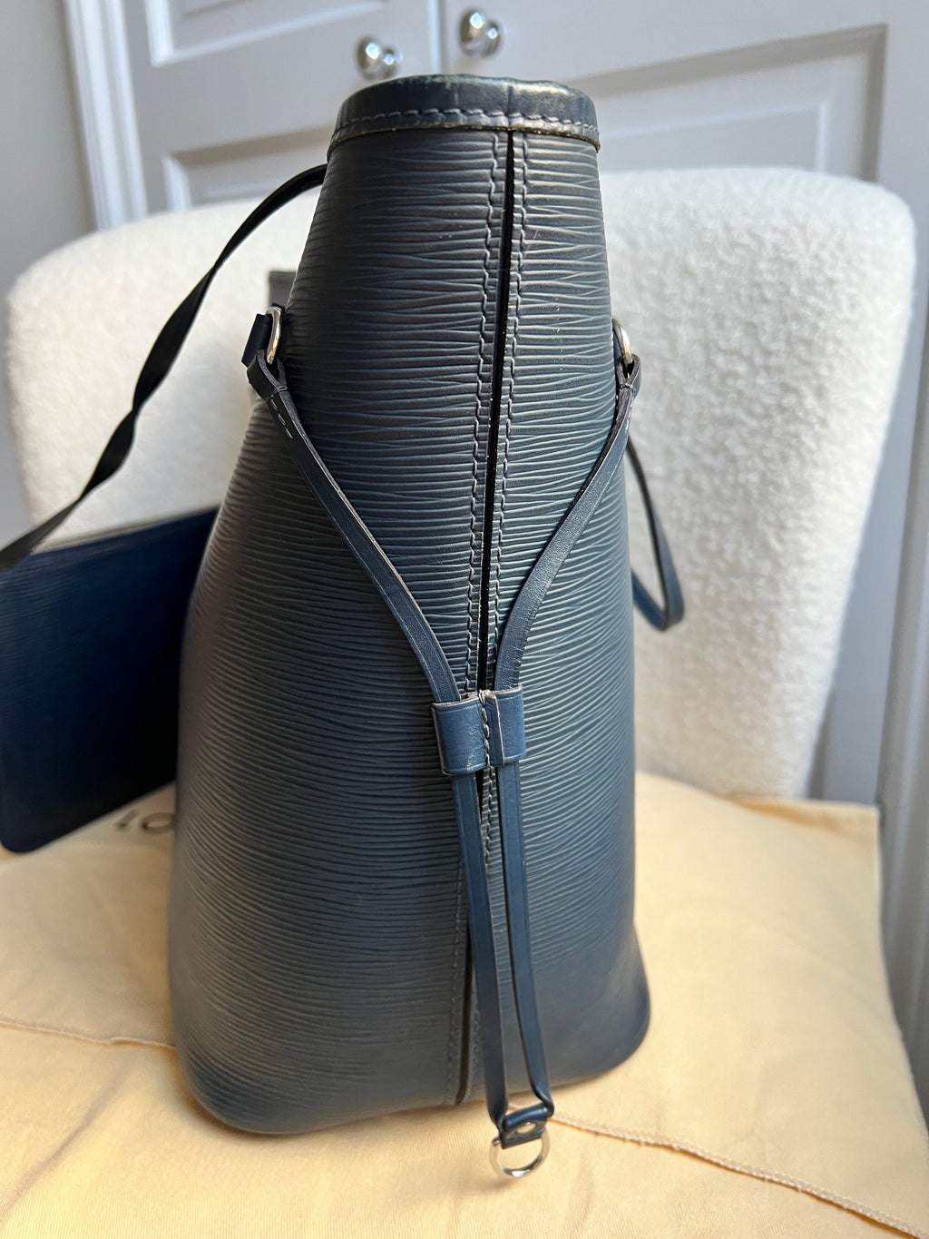 Louis Vuitton Neverfull MM Indigo Epi Leather (RRP £1,740)
