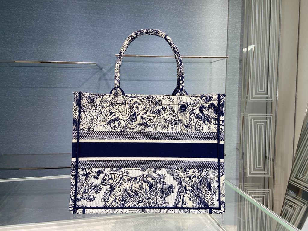 GLAMI MeGLAMIum Book Tote Blue, For Women, WomenÃ¢â‚¬â„¢s Handbags 14in/36cm CD M1296ZTDT_M808