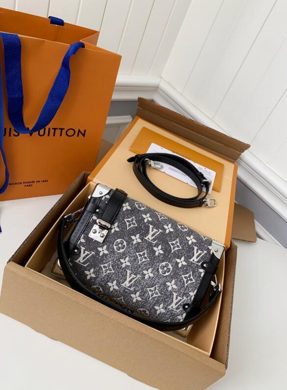 SAMC - LOV Bags - 1394