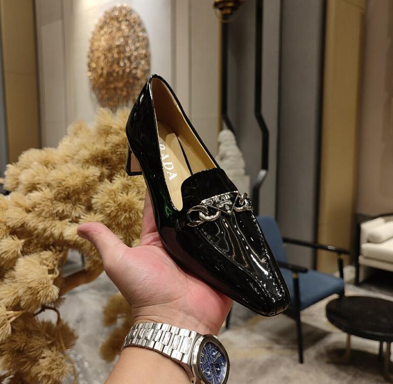 GlamyWomen Shoes - 187