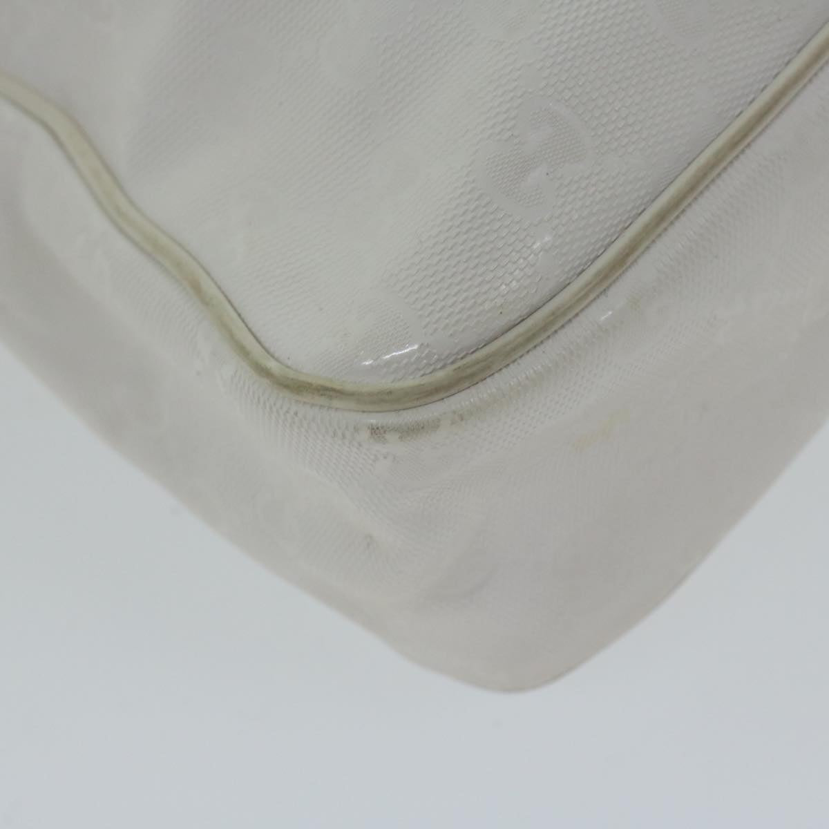 GUCCI GG implementation Shoulder Bag White 201448 62086