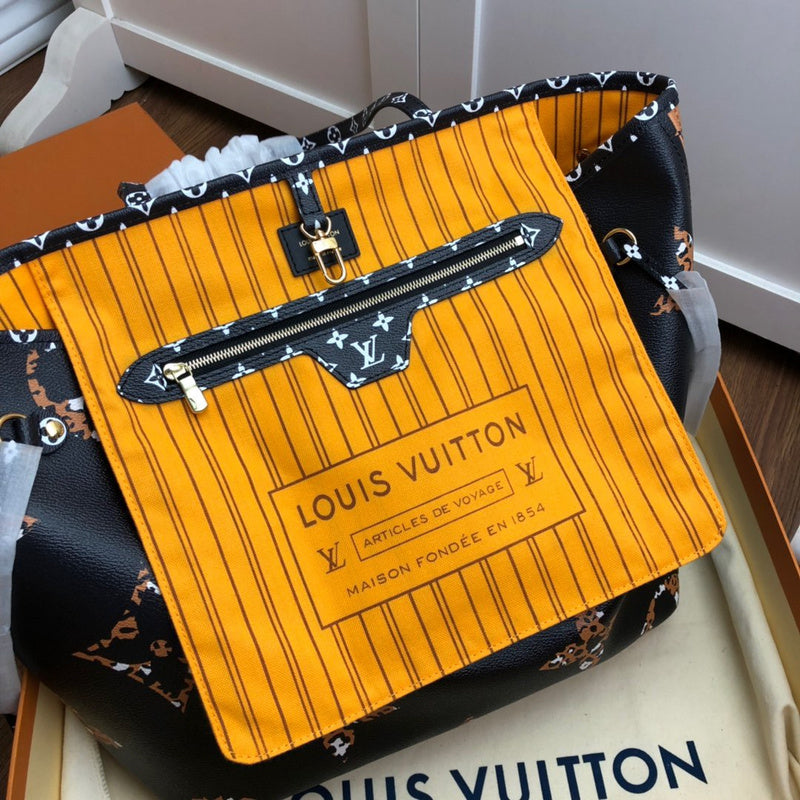 LOV2 Bags - Luxurious Bags  1923