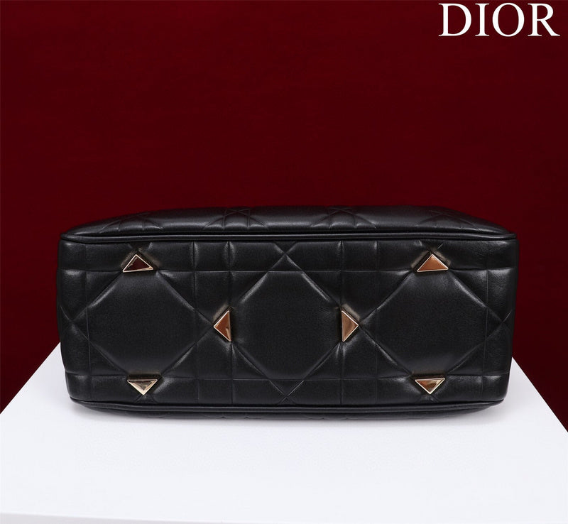 ELE - Dir Bags - 1424