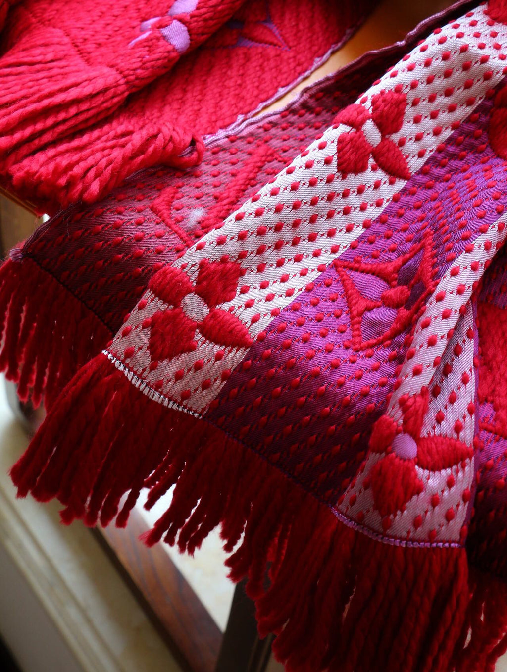 EN - Luxury LUV  Scarf 002