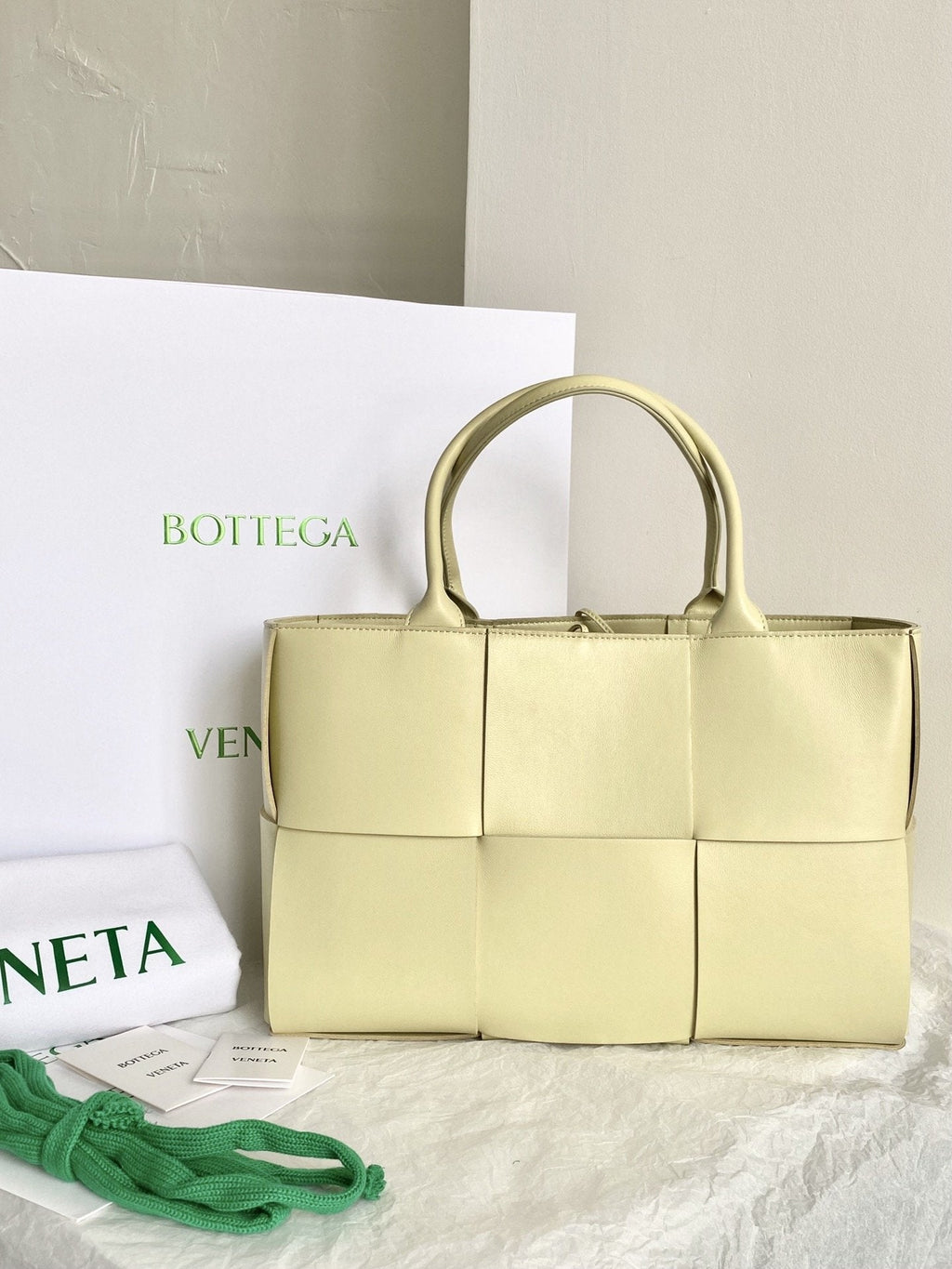 GLAMI Arco Tote Bag For Women 16.14in/41cm In Yellow IGLAMI Cream 609175VCQC27450