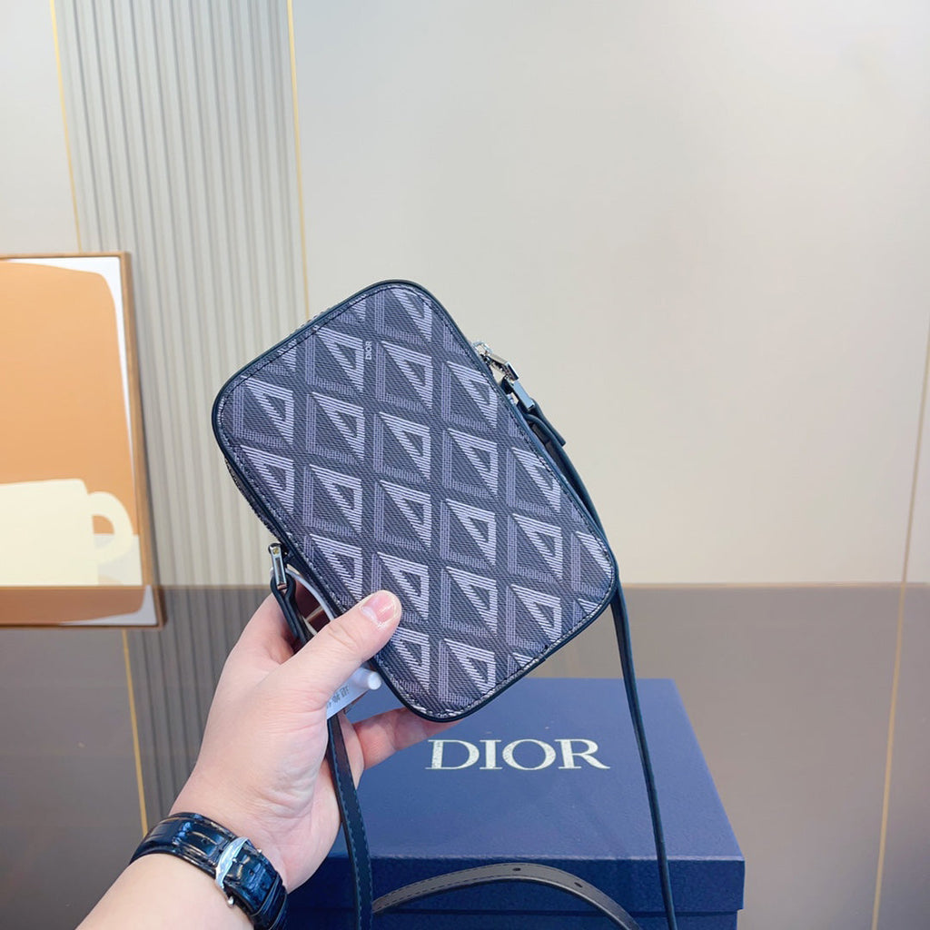 EN - Luxury Bags DIR 367