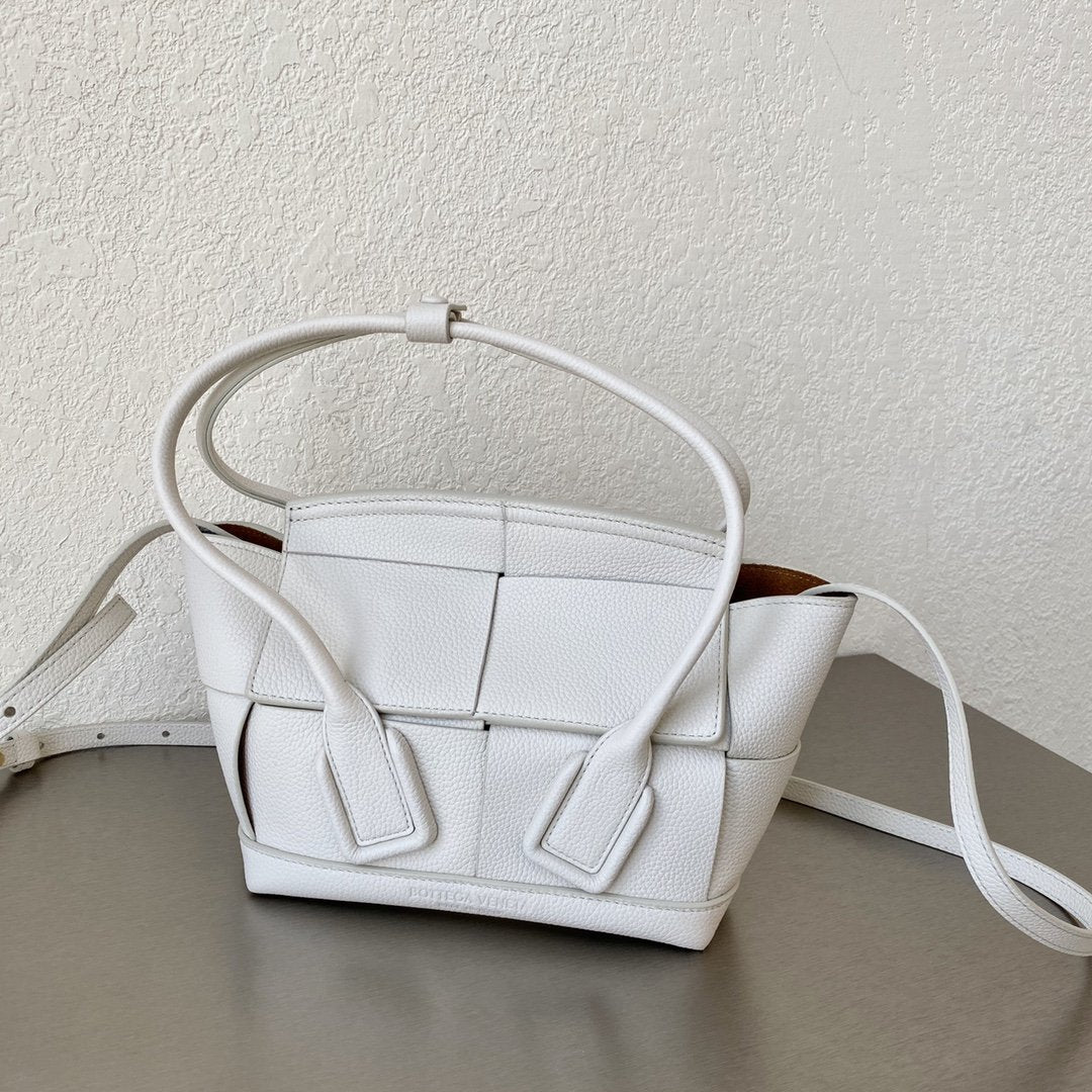 GLAMI Mini Arco White, For Women, WomenÃƒÂ¢Ã¢â€šÂ¬Ã¢â€žÂ¢s Bags 11.4in/29cm 600606VMAP19005