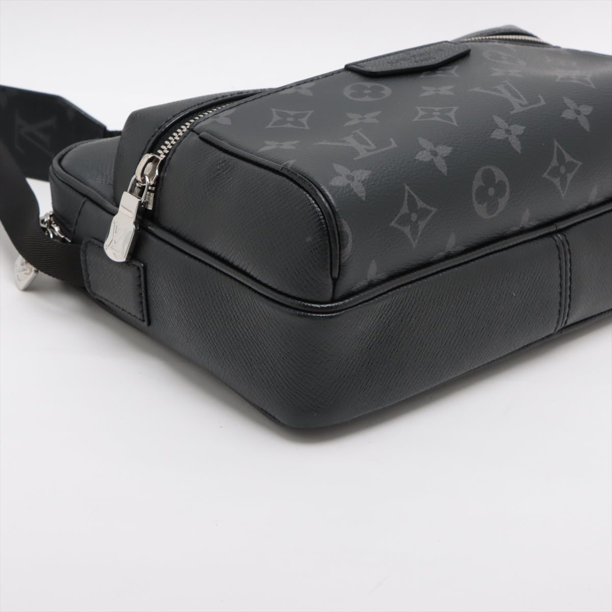 Louis Vuitton Monogram Clippers  Messenger PM M30233 Noir