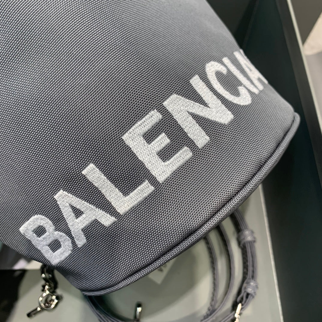 Balen Le Cagole MeGLAMIum Bucket Bag In Gray, For Women,  Bags 11.8in/30cm