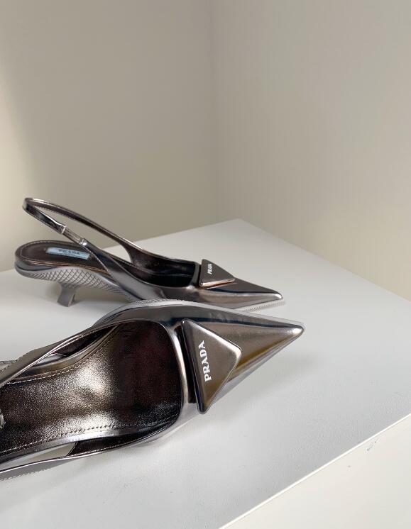 GlamyWomen Shoes - 692