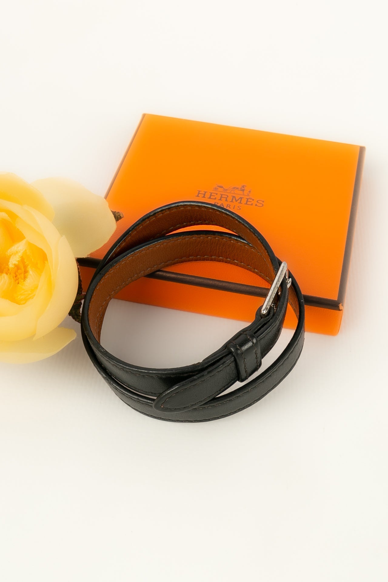 Bracelet / collier en cuir HermÃƒÆ’Ã‚Â¨s
