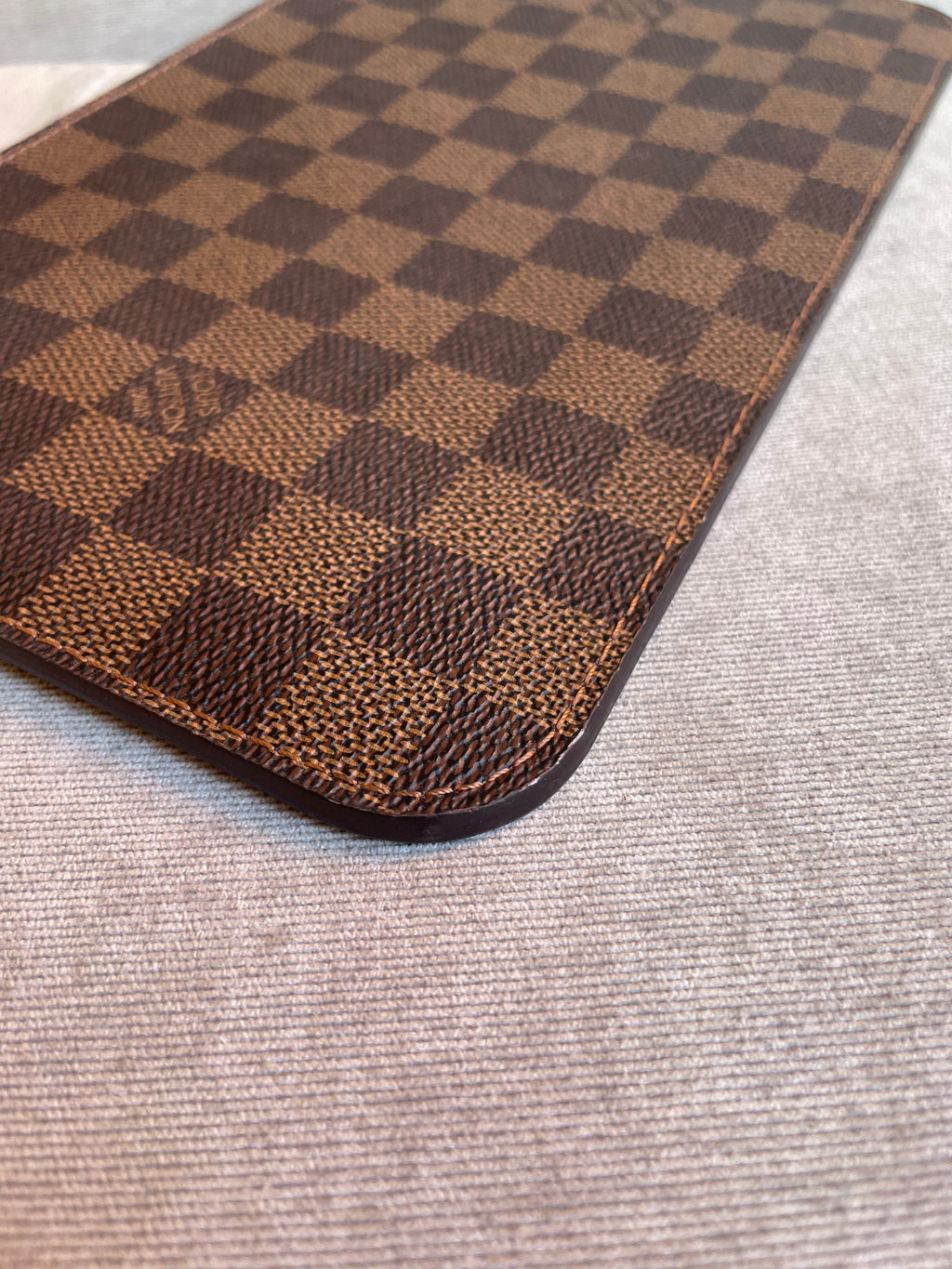 Louis Vuitton Pouch (from Neverfull MM) in Damier Ebene