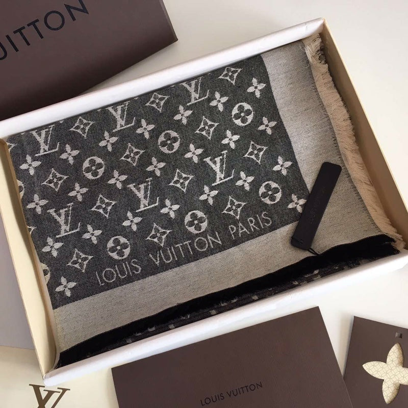 EN - Luxury LUV  Scarf 019