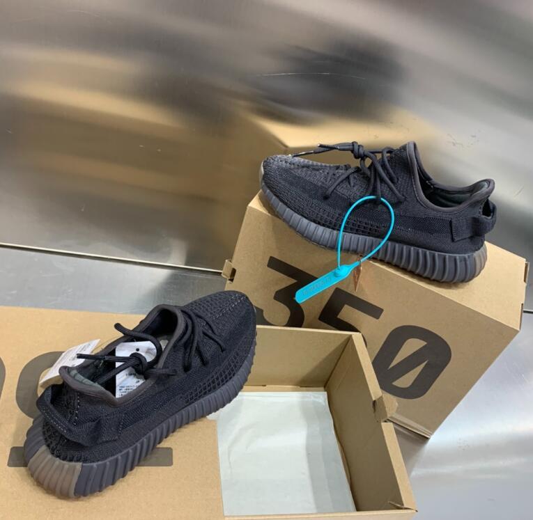 SAMC - YZO Sneakers - 366