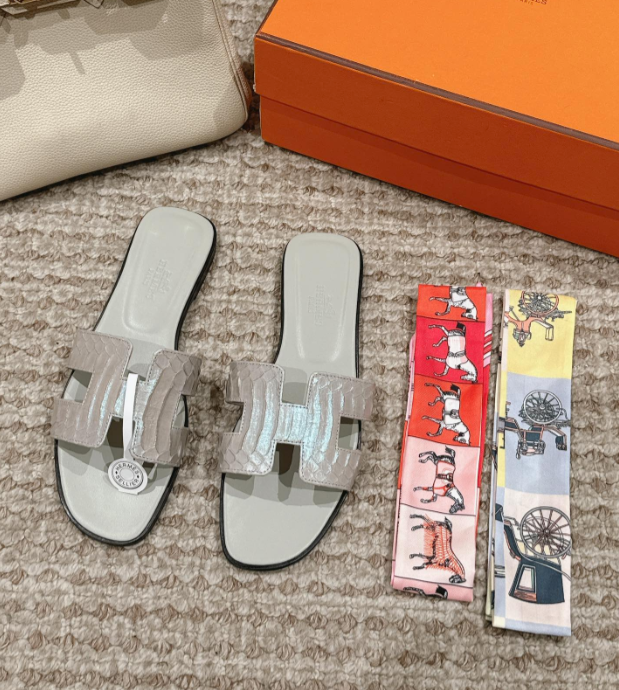 SAMC - HMS Women Shoes - 578