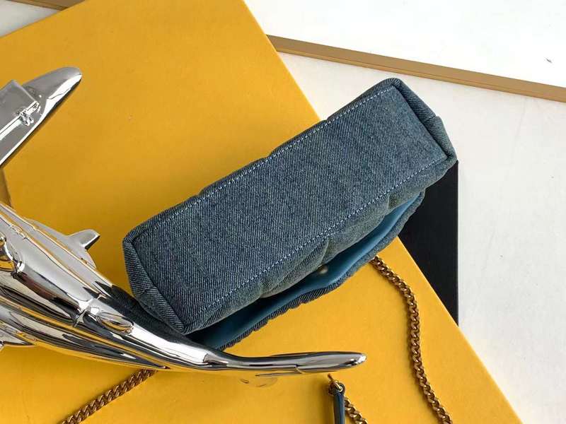 ELE - SLY Bags 443