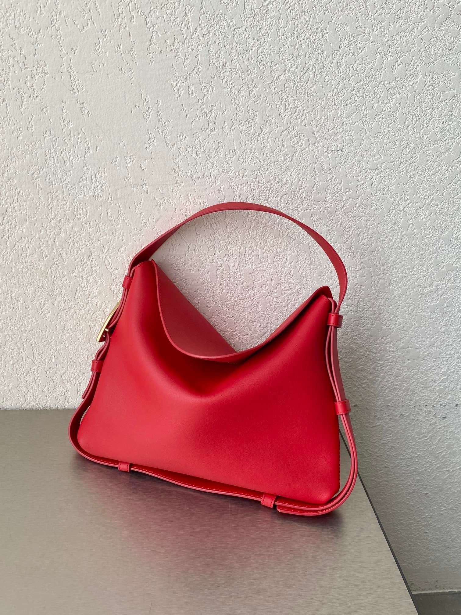 GLAMI Cradle Red, For Women, WomenÃƒÂ¢Ã¢â€šÂ¬Ã¢â€žÂ¢s Bags 15.3in/39cm