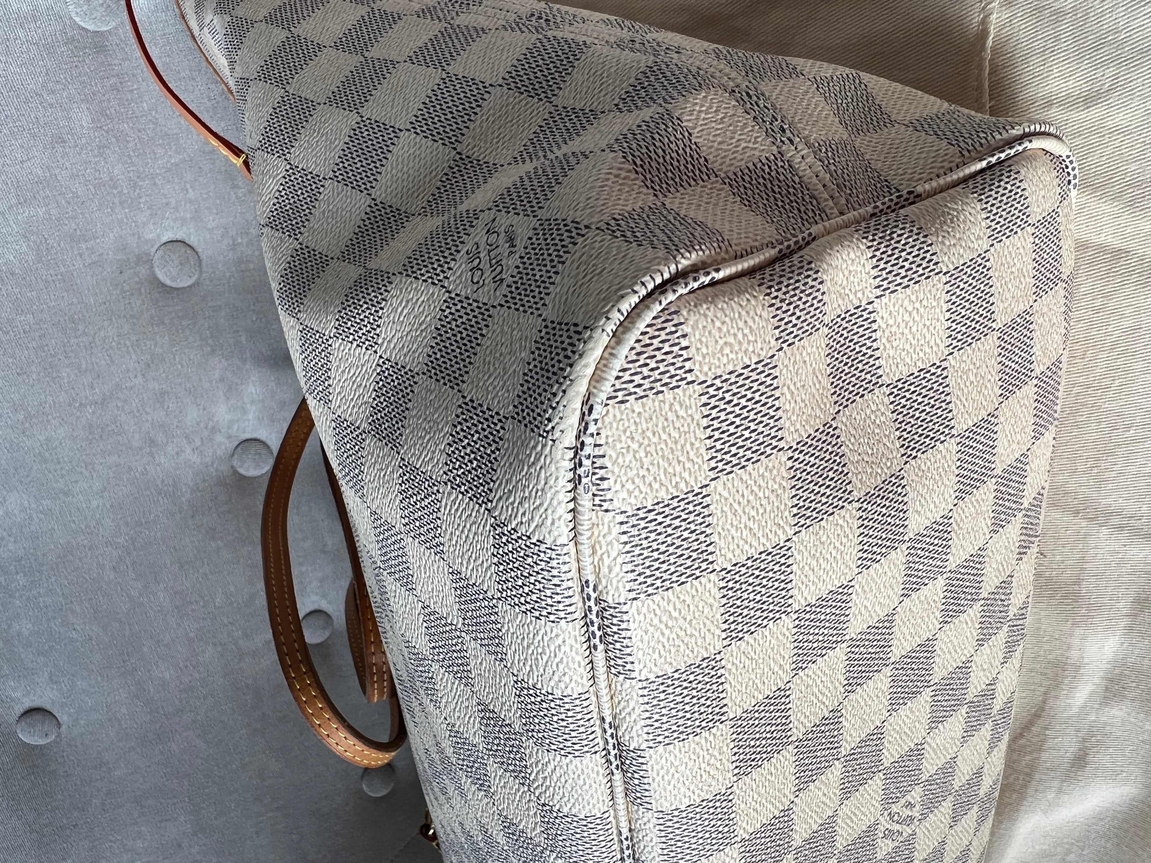 Louis Vuitton Neverfull MM  Damier Azur (RRP £1,410)
