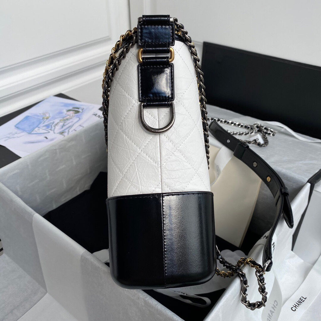 CHLGabrielle Hobo Handbag White/Black For Women, Women’s Bags, Shoulder And Crossbody Bags 9.8in/25cm A93824 Y61477 C0200