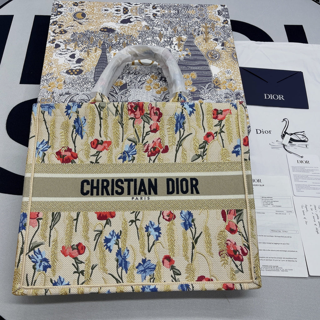 GLAMI Large Book Tote White Multicolor, For Women, WomenÃ¢â‚¬â„¢s Handbags 16.5in/42cm CD